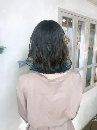 ミディアム カラー パーマ ヘアアレンジ 推し活専用 【派手髪】飯野ゆかりのヘアスタイル