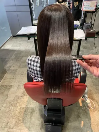 セミロング カラー QUATRO所属・渡辺 桃花のマツエク・マツパデザイン