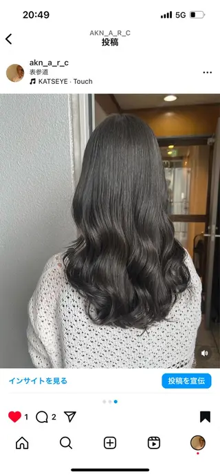 ロング カラー akane/ベージュ /オリーブ/ブラウンのヘアスタイル