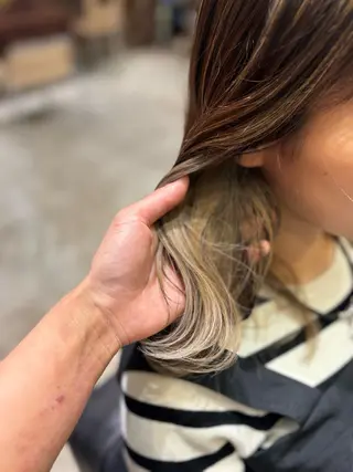 ミディアム カラー 髙橋紋菜🍏 イオンモール名取2階のヘアスタイル