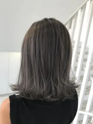 カラー ꧁𐬹川端 さくら𐬹꧂のヘアスタイル