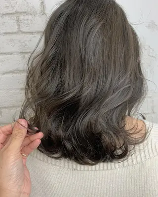 ミディアム 🌈ハイライトカラー 🌈naokoのヘアスタイル