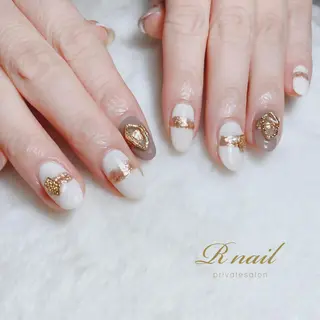 ネイル R nailのネイルデザイン