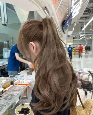 ロング カラー ヘアアレンジ Salowin原宿ash所属・‎透明感×艶髪 ‎🫒maki🎀のヘアスタイル