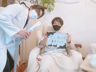 ショート カラー パーマ ヘアアレンジ メンズ キッズ ネイル マツエク・マツパ アイブロウ 脱毛&美容サロン Dr.Epiのエステ・リラクイメージ