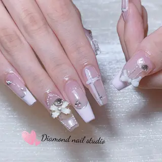 ネイル Hana 🎗のネイルデザイン