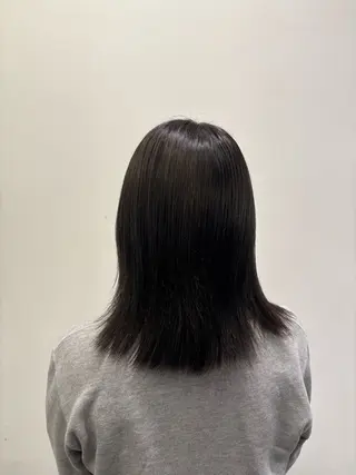 ミディアム カラー 〖❁田尻千尋| LEONID❁〗のヘアスタイル