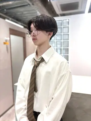 ショート garage.所属・吉田 慎冴/メンズパーマのヘアスタイル