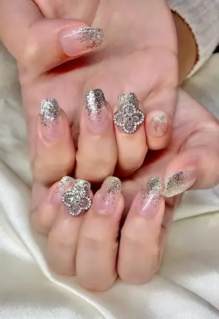 ネイル マツエク・マツパ アイブロウ Nail&eye Belire 新宿のネイルデザイン