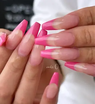 ネイル 大人可愛いネイル🎗 Hinaのネイルデザイン