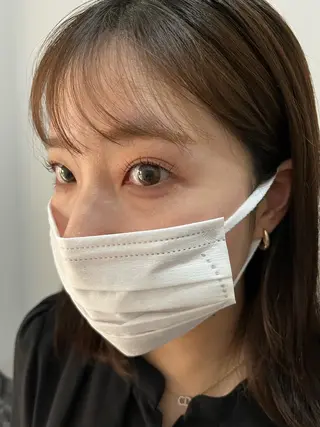 マツエク・マツパ ブリーチなしカラー ダブルカラーエクステのヘアスタイル