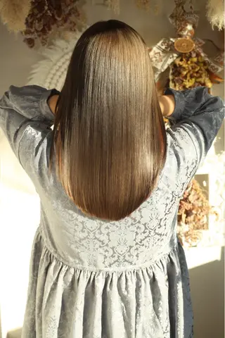 セミロング 伊藤 裕貴のヘアスタイル