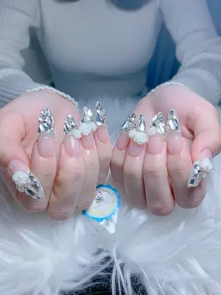 ネイル Neko nail所属・グエン ミンのネイルデザイン