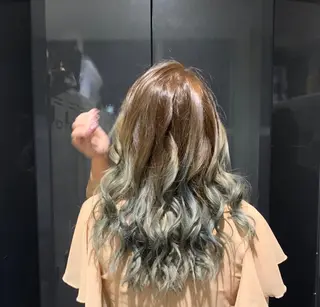 ロング カラー 萩原 琳之祐のヘアスタイル