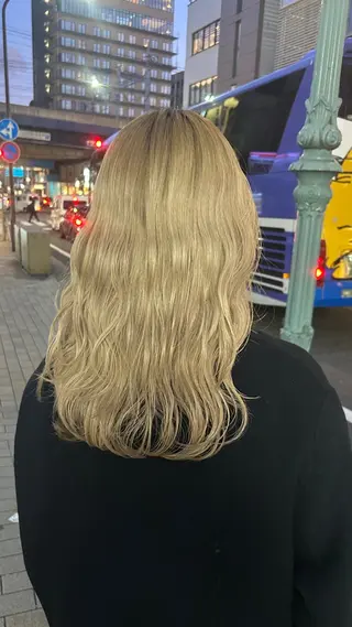 セミロング stylist 倉本恋のヘアスタイル