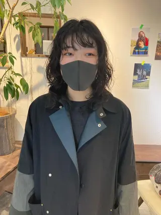 ミディアム 金田 夏野のヘアスタイル