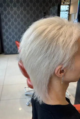 カラー 阿部 脩平のヘアスタイル