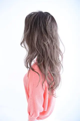 ロング ブリーチなしダブル/ レイヤーカット 小棹のヘアスタイル