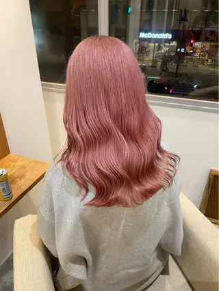 ロング miyu ハイトーンモデル募集のヘアスタイル