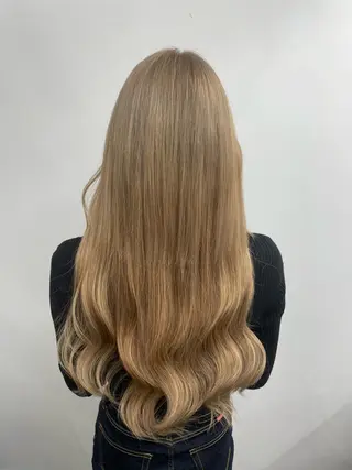 ロング 𝙃𝘼𝙍𝙐🎀 韓国×エクステのヘアスタイル