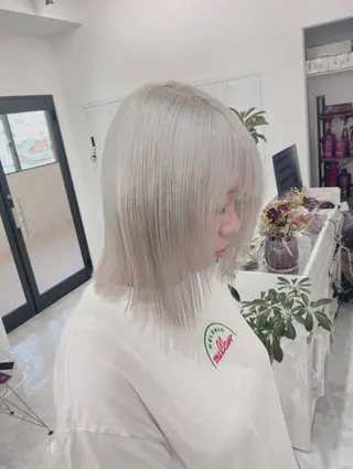 ミディアム カラー ヘアアレンジ メンズ SALOWIN所属・ハイトーン美容師 MASATOのヘアスタイル
