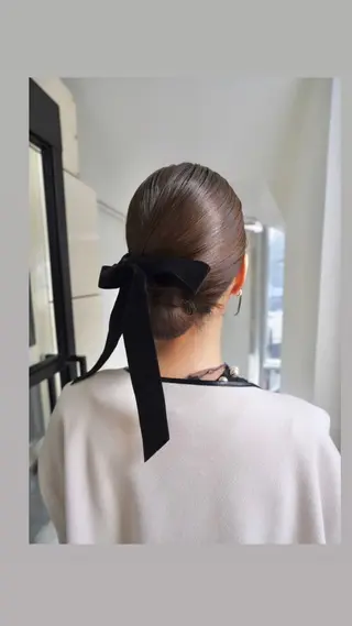 ミディアム 原田 朱里のヘアスタイル