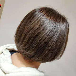 カラー chacha Blanc田中のヘアスタイル