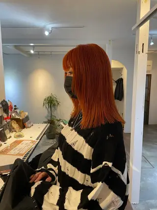 セミロング カラー 高橋 愛美のヘアスタイル