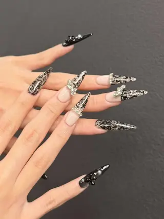 ネイル Tini ANA.CHUOのネイルデザイン