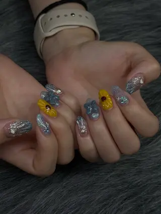 ネイル MITSUME 🎀 yumeのネイルデザイン