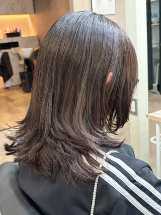 ミディアム 吉田 恋々音のヘアスタイル