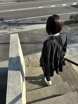 カラー コウヤマ サキのヘアスタイル