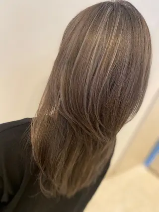 セミロング Style Tのヘアスタイル