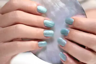 ネイル ママリンド　志村坂上店所属・しみ えんのネイルデザイン