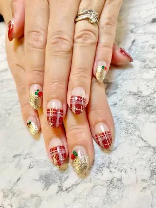 ネイル M’s + エムズプラスのネイルデザイン