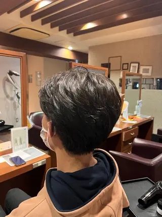 パーマ よしだ しおりのヘアスタイル