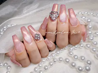 ネイル ✨Nailsalon Vi+✨のネイルデザイン