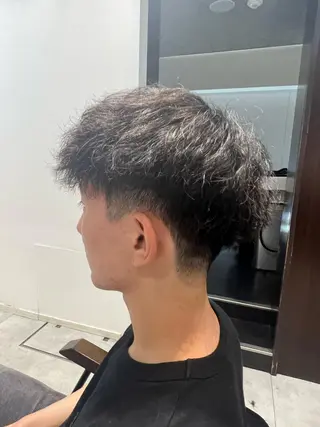 パーマ メンズ StellA所属・MIZUKI/町田/ ハイトーンカラーのヘアスタイル