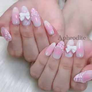 ネイル Aphrodite パラジェル認定サロンのネイルデザイン