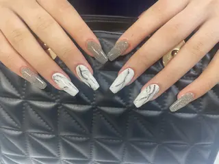 ネイル 黒川 実祐のネイルデザイン