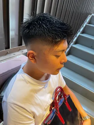 ショート ヒロ銀座ヘアーサロン所属・博多 関のヘアスタイル