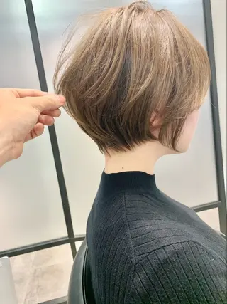 ショート カラー ⭐️小顔ショート⭐️ 大鷲拓海のヘアスタイル