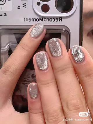 ネイル モナ& ミユのネイルデザイン