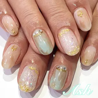 ネイル 🩵NORIKO 上品ネイルが得意🩵のネイルデザイン