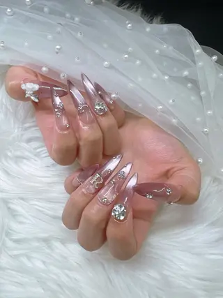 ネイル クイーンズネイル銀座所属・Queeens nailのネイルデザイン