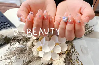 ネイル D-BEAUTY Nailsalonのネイルデザイン