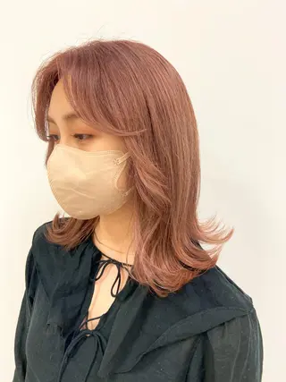 ミディアム カラー écouter所属・ショート/ウルフ ハイトーン/カイセイのヘアスタイル