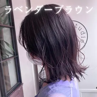 ミディアム カラー 川越 輝梨奈のヘアスタイル