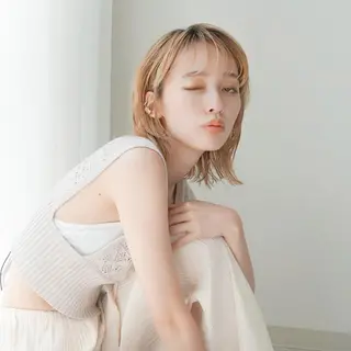 ミディアム 🫧FERIA北千里 🫧のヘアスタイル