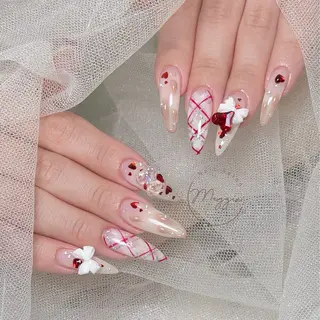 ネイル Maggie Nail🦩のネイルデザイン